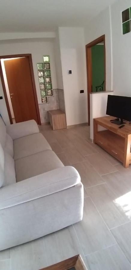 Marianna Casa Vacanza Azzate Extérieur photo